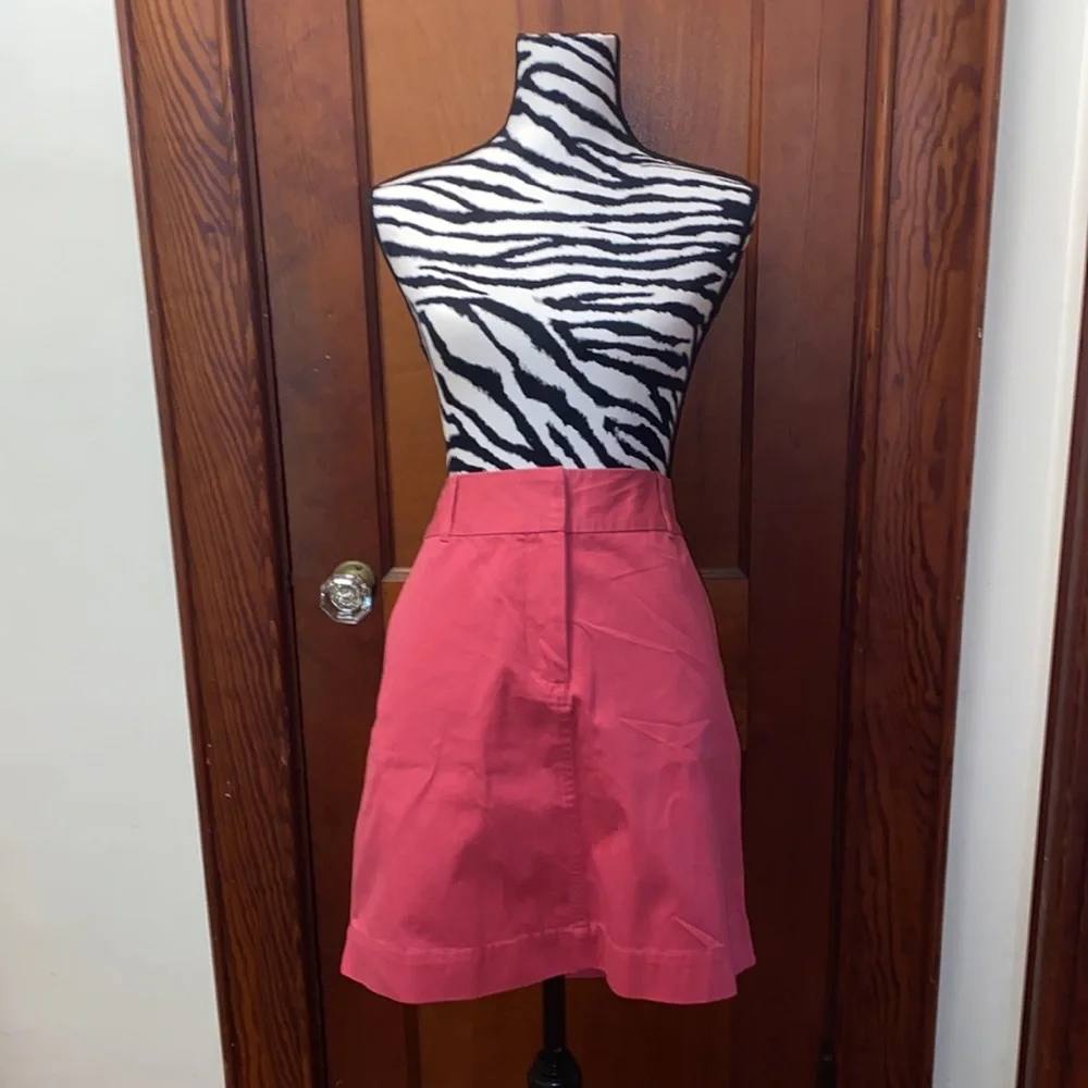 Vineyard Vines pink skirt size 12 NWOT